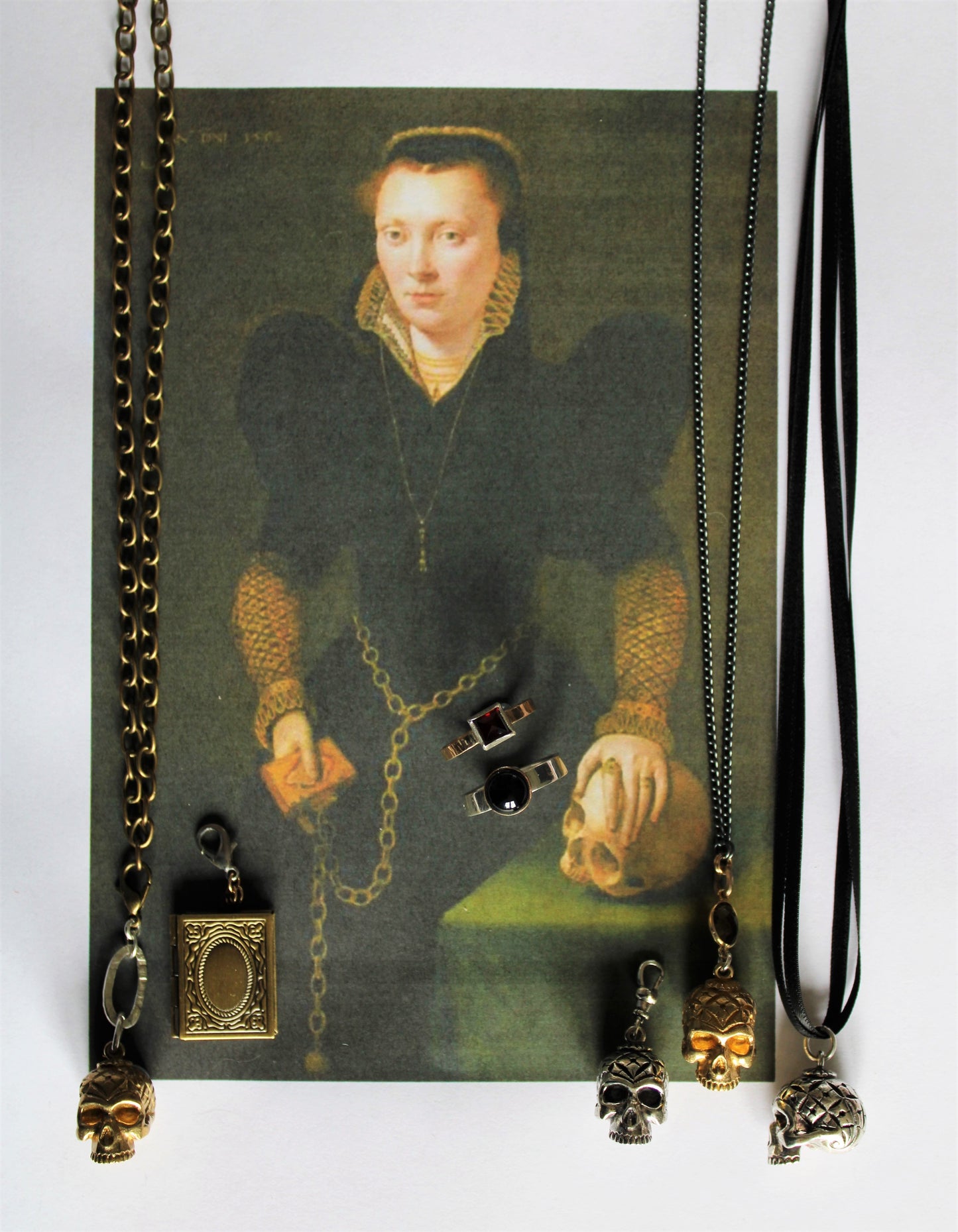 Katheryn of Berain - Silver Skull Charm
