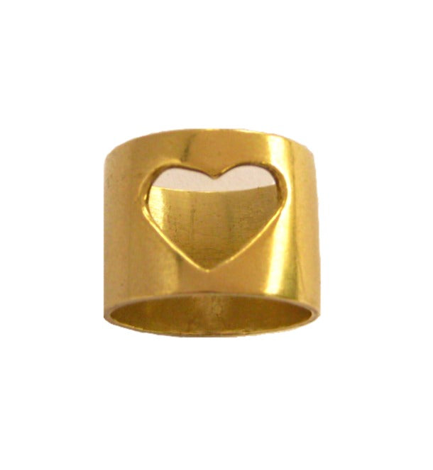 Anillo con forma de corazón recortado