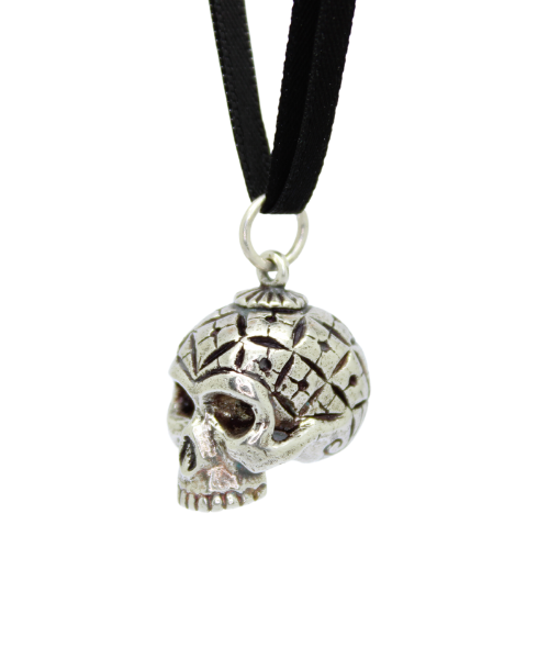 Katheryn of Berain Silver - Skull Ribbon Necklace
